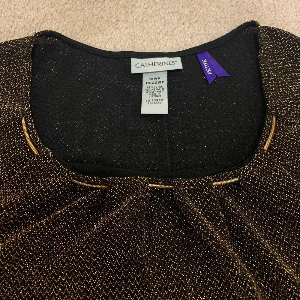 Catherines Blouse - Picture 2 of 5